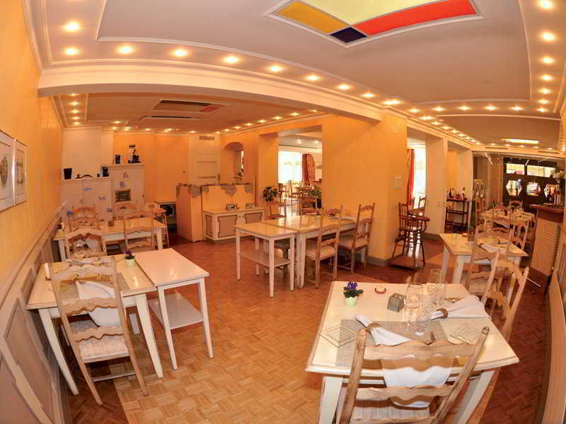 Hôtel-Restaurant de la Tour Extérieur photo