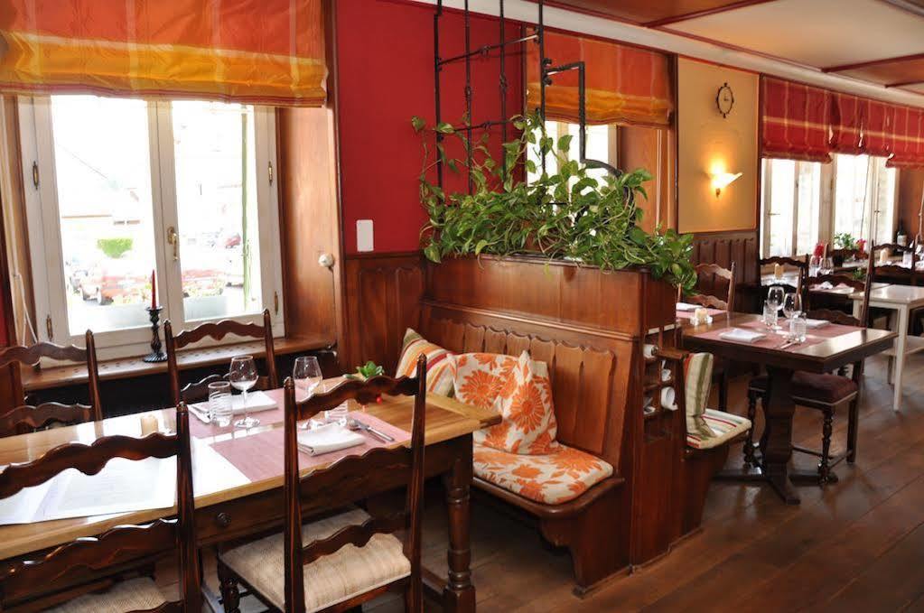 Hôtel-Restaurant de la Tour Restaurant photo